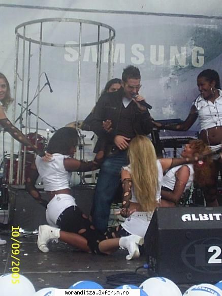 . poze doar aici cu trupa morandi