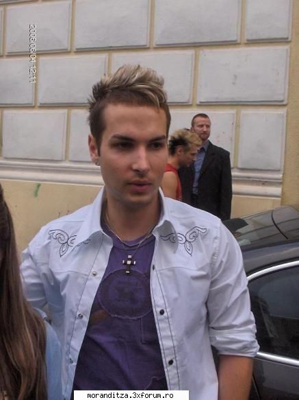 nici la mine nu merge sa anulez :(( discutii, barfe despre randi