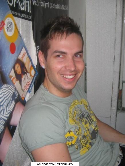 poze asta cam veche..e prin aprimie anu trecu' facuta studio Membru de Onoare