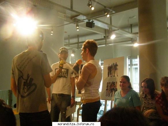 trl pozee trl.. VICE