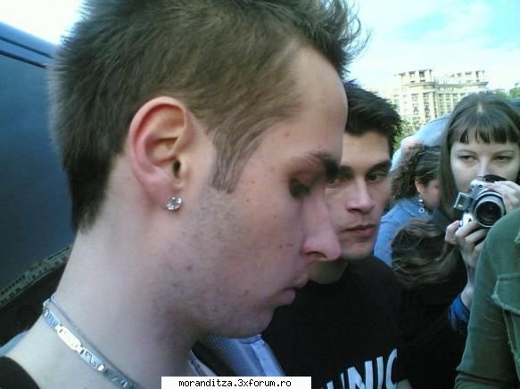 cine are id lu randi? forum